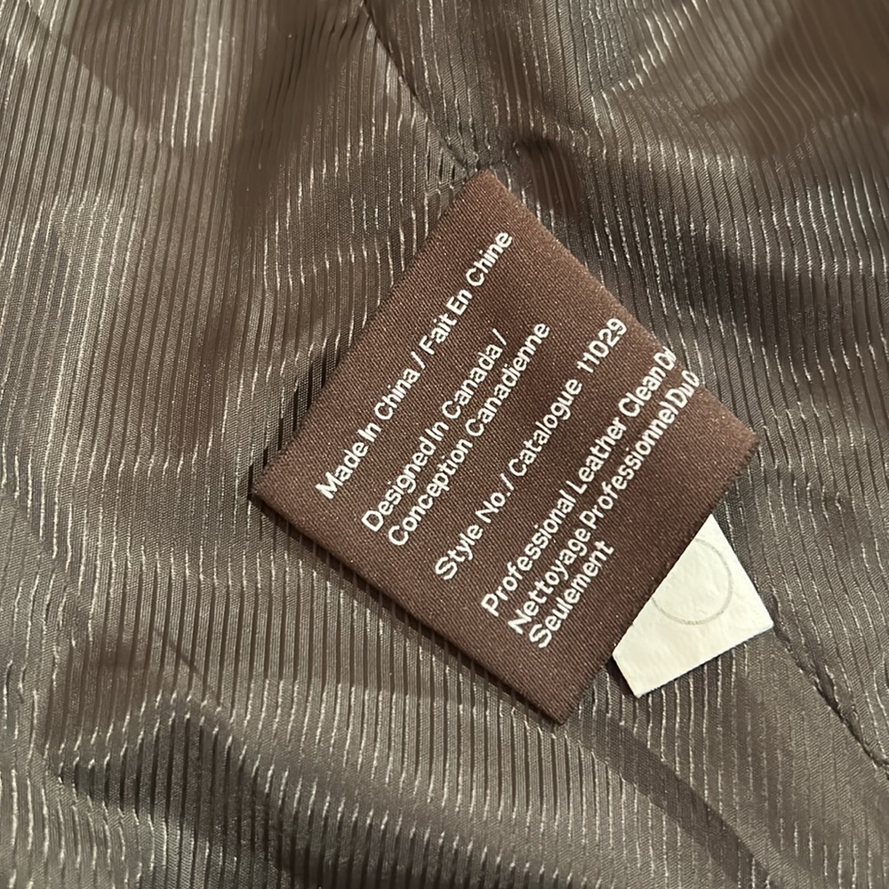 Danier Jacket - Picture 7 of 9